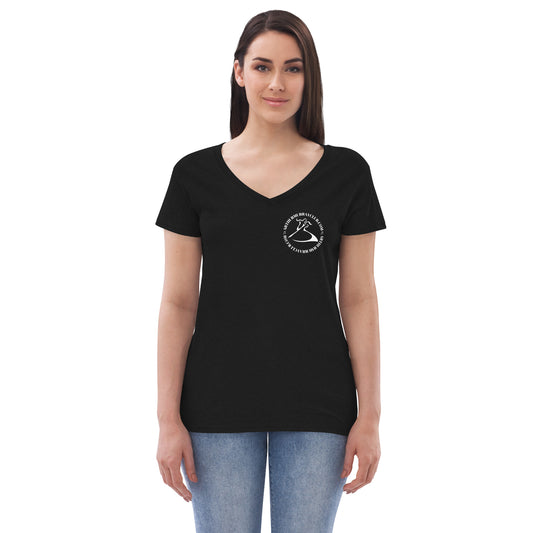 arthur murray Women’s recycled v-neck t-shirt